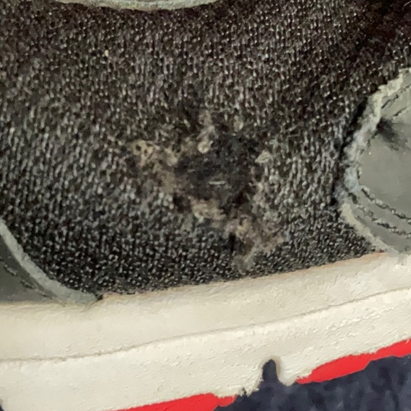 NIKE Men’s Revolution 2 Black/Red/White/Grey Running Shoe - US 10 - Picture 6 of 6